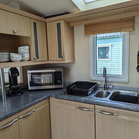 6 Berth Holiday Home On Ocean Edge Near Morecambe Heysham Exterior foto